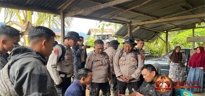 Heroik! Polri Tembus Desa Terisolasi Watupayung Aceh Tengah